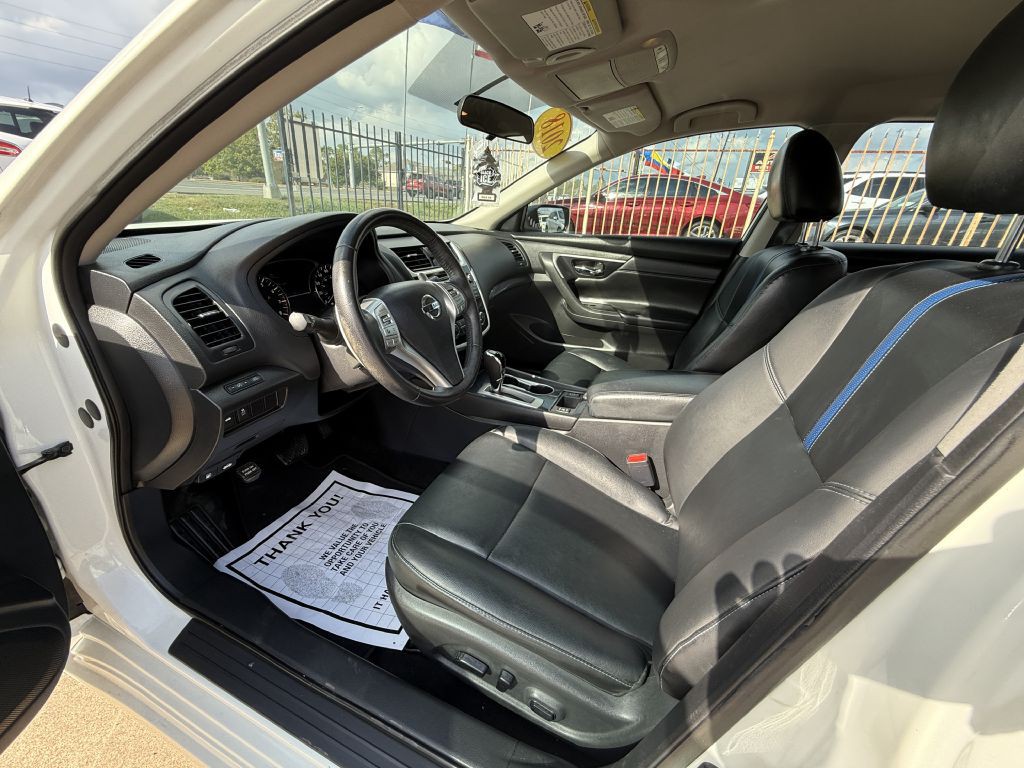 2018 Nissan Altima Image 14