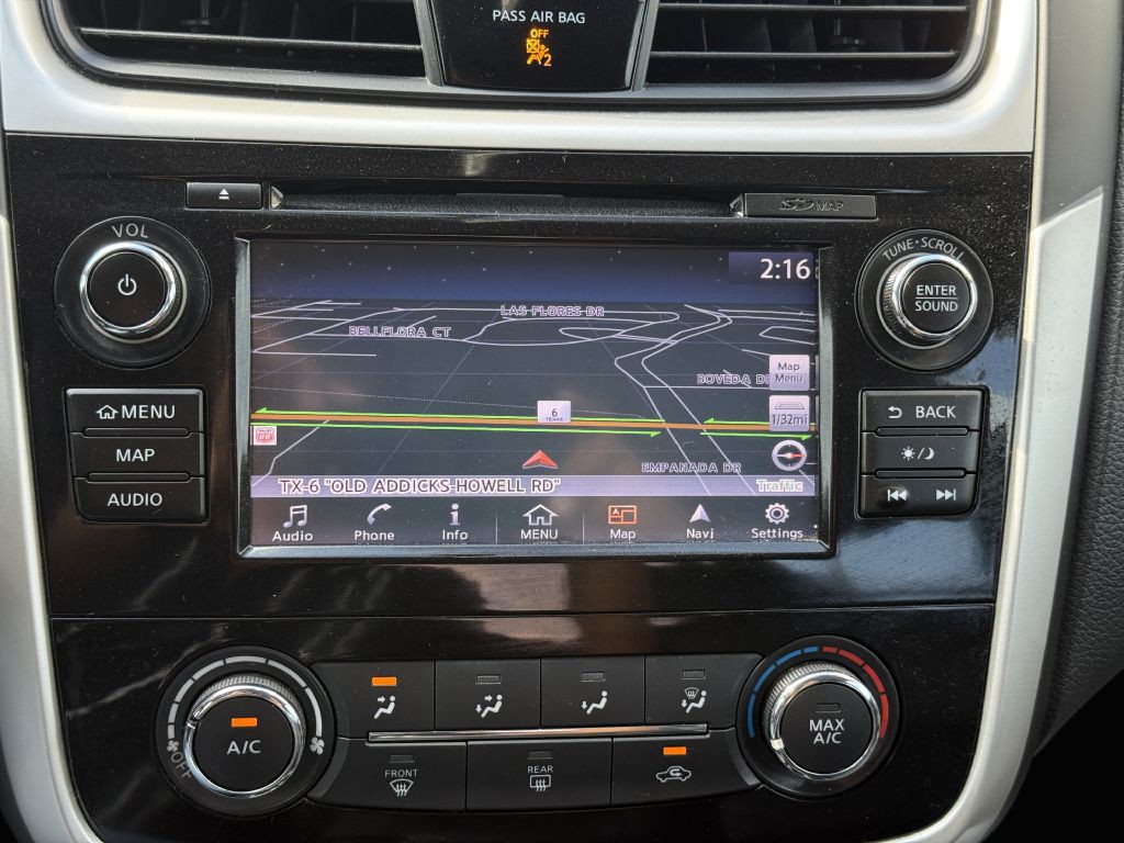 2018 Nissan Altima Image 19