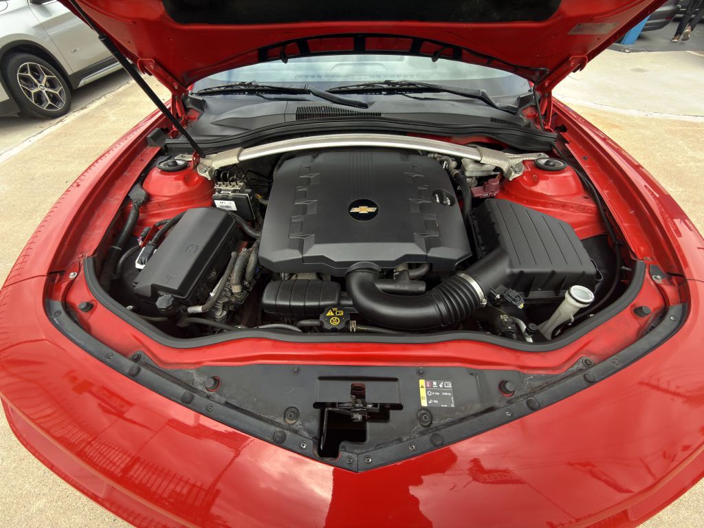 2015 Chevrolet Camaro Image 14
