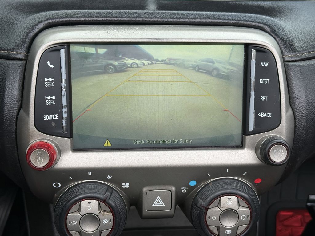 2015 Chevrolet Camaro Image 16