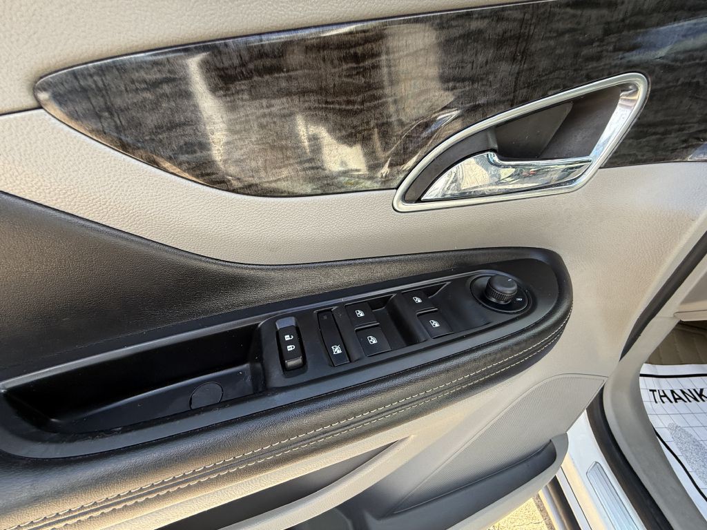 2015 Buick Enclave Image 15