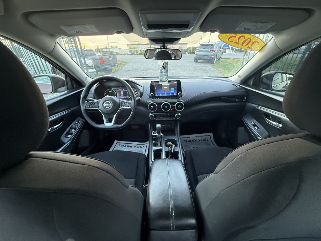 2025 Nissan Sentra Image 13