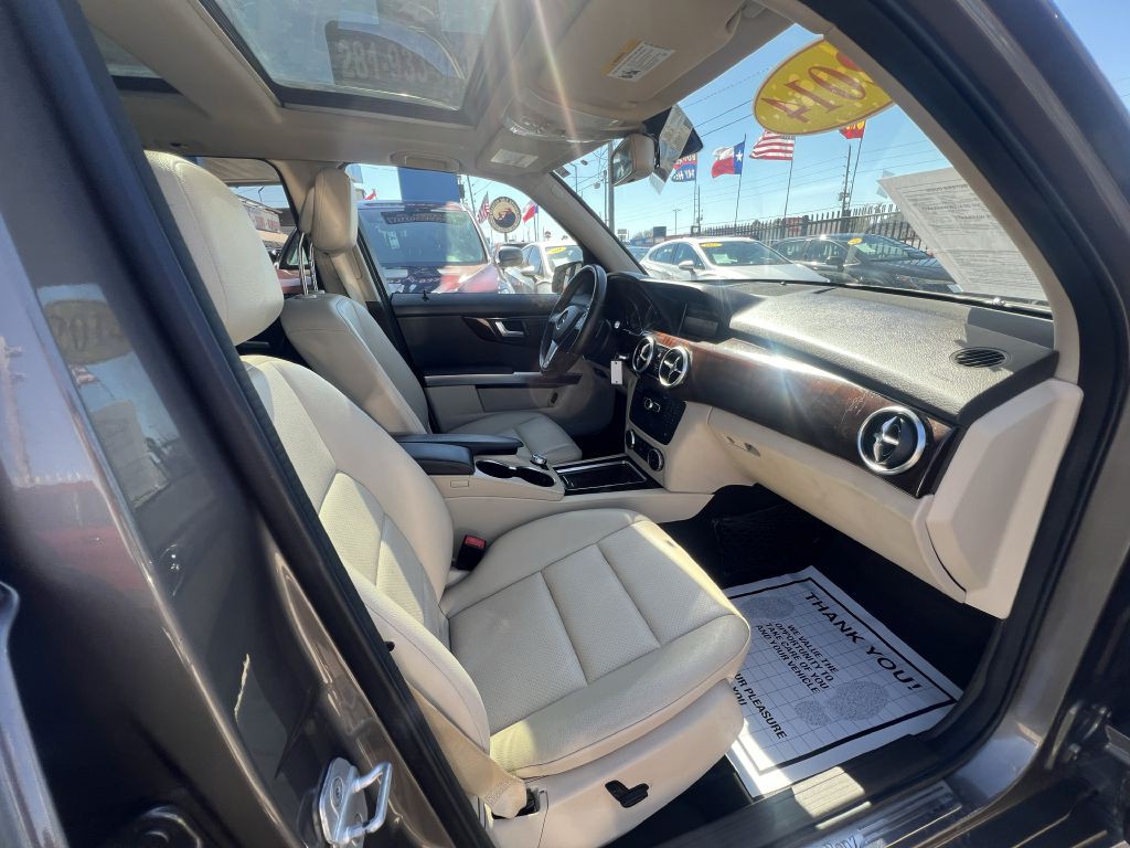 2014 Mercedes-Benz GLK-Class Image 9