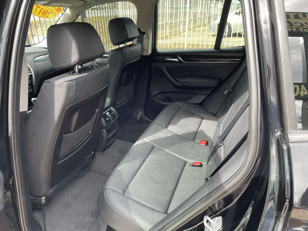 2017 BMW X3 Image 13