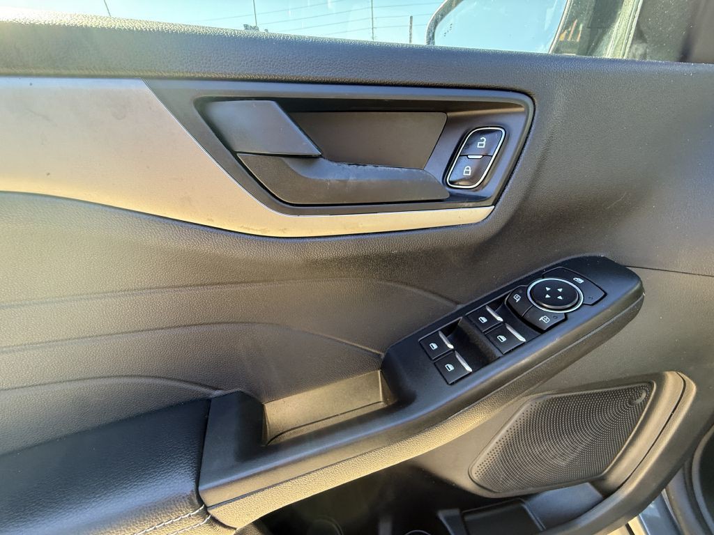 2022 Ford Escape Image 14