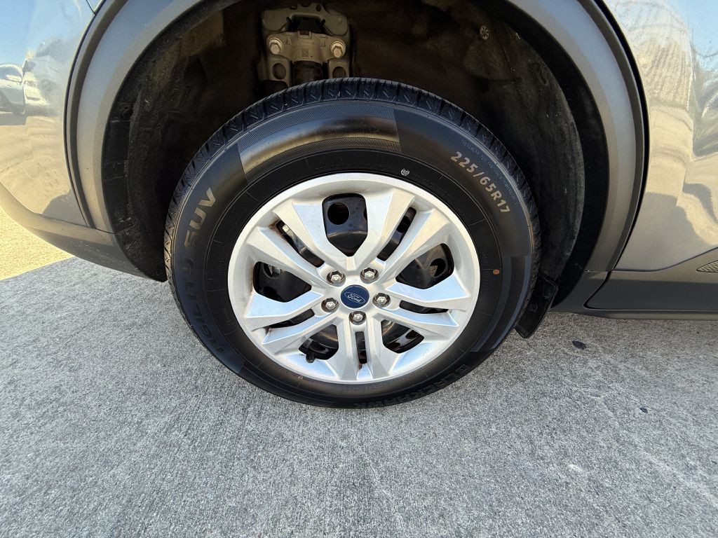 2022 Ford Escape Image 16