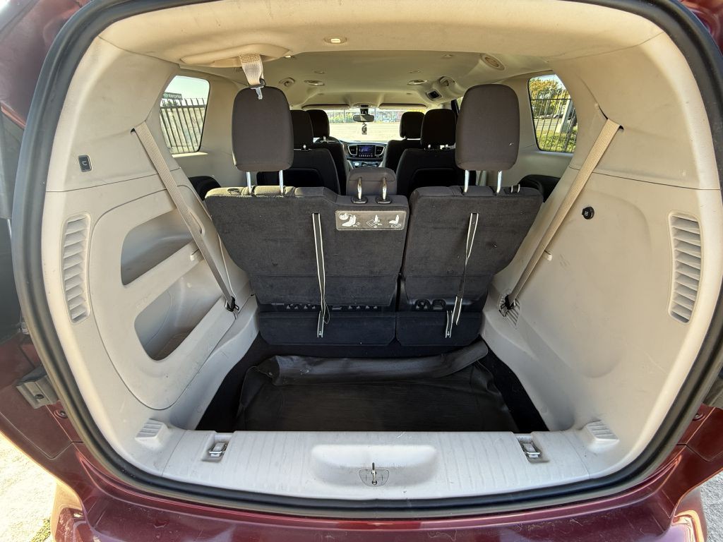 2017 Chrysler Pacifica Image 13