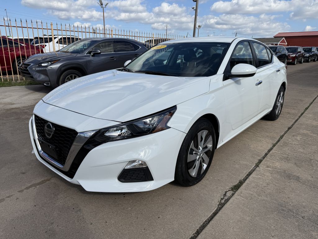 2022 Nissan Altima Image 3