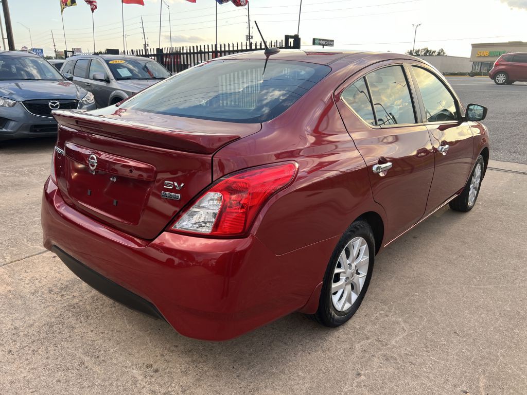 2017 Nissan Versa Image 7
