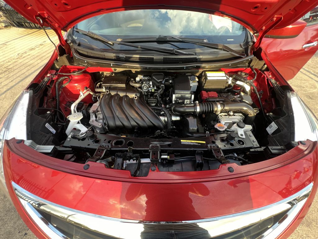 2017 Nissan Versa Image 17