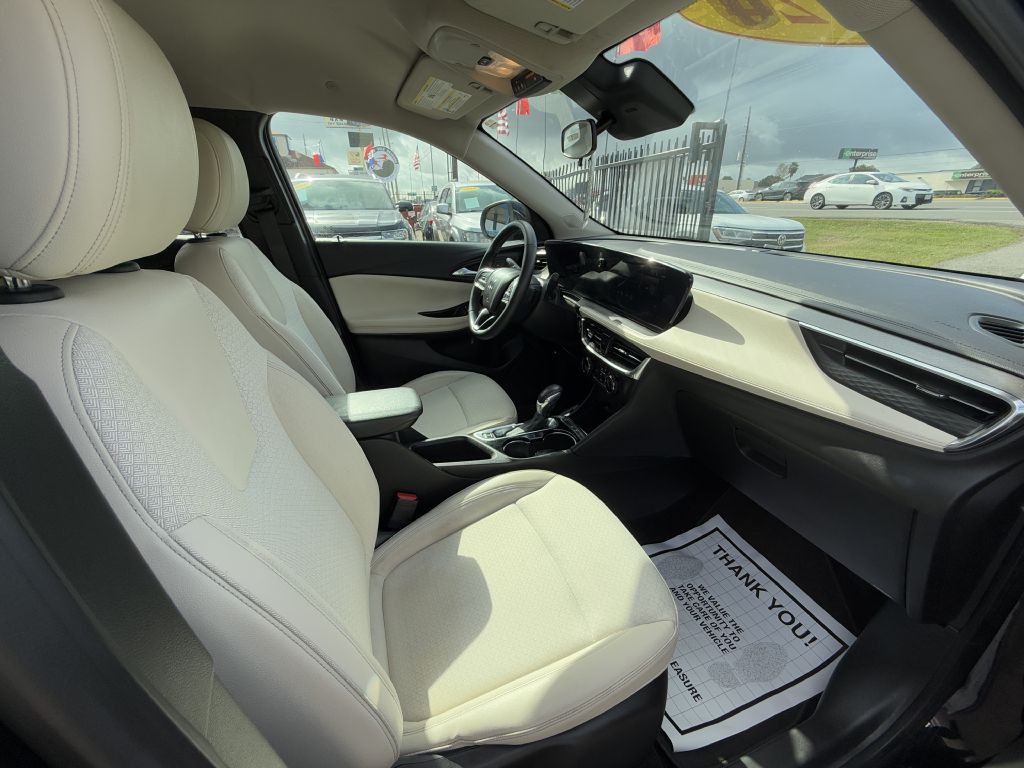 2024 Buick Enclave Image 9