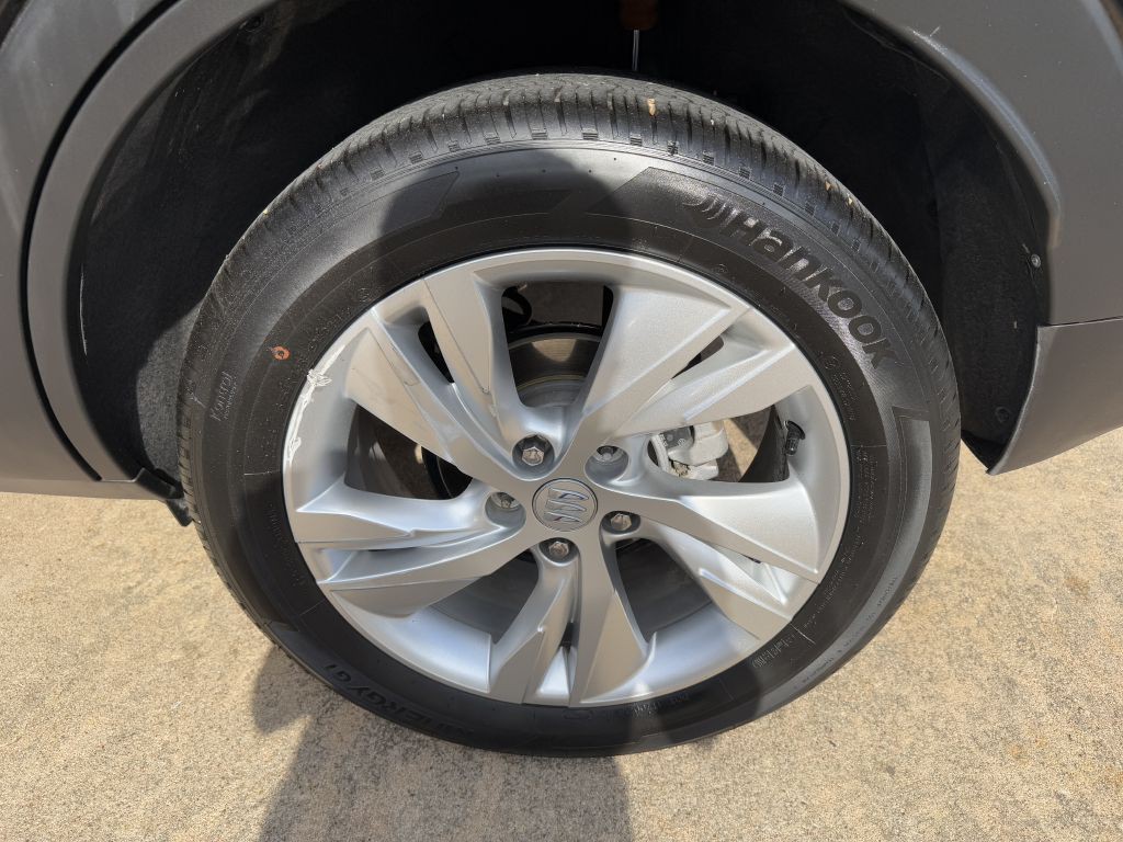 2024 Buick Enclave Image 17