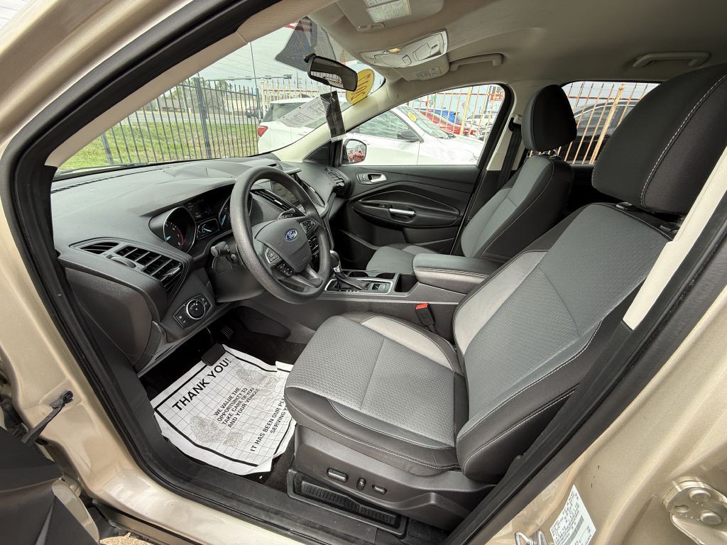 2017 Ford Escape Image 14