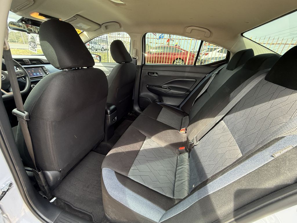 2025 Nissan Versa Image 11