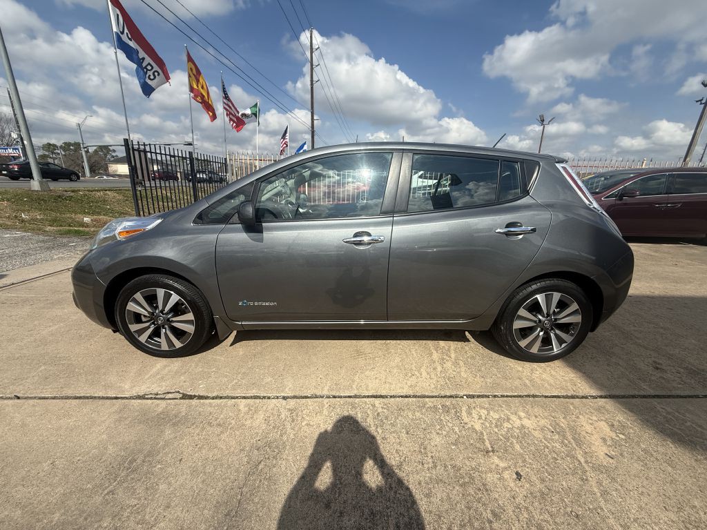 2016 Nissan Leaf Image 4