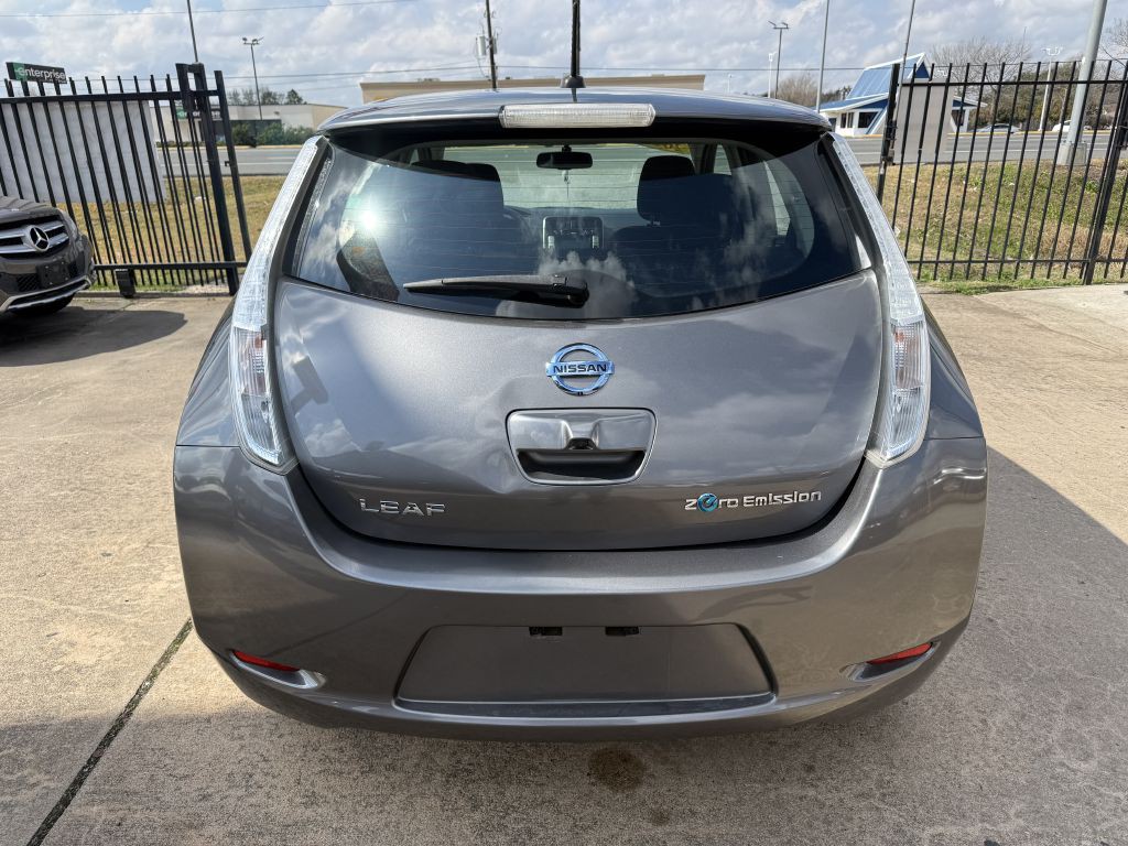 2016 Nissan Leaf Image 6