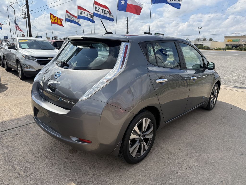 2016 Nissan Leaf Image 7