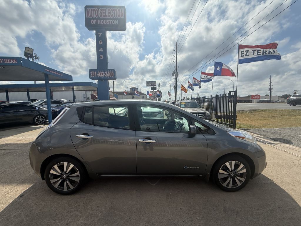 2016 Nissan Leaf Image 8