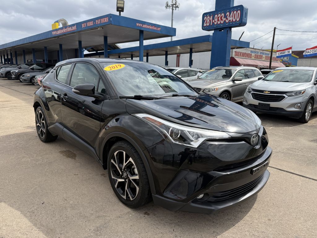 2019 Toyota C-HR Image 1