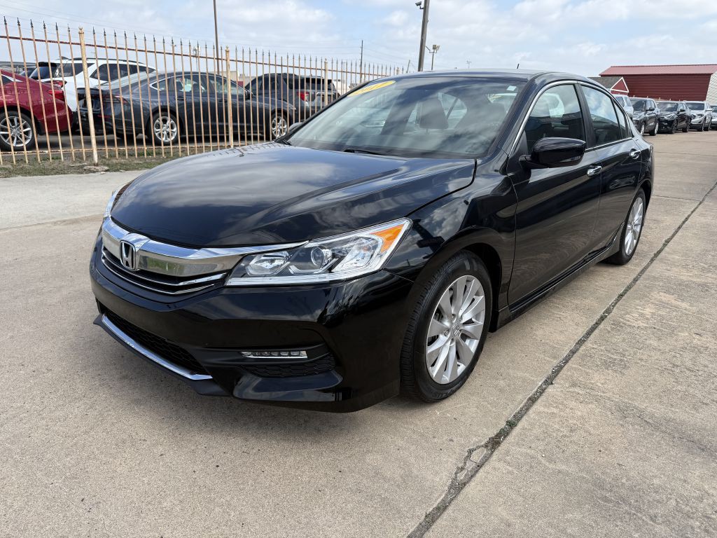 2017 Honda Accord Image 3