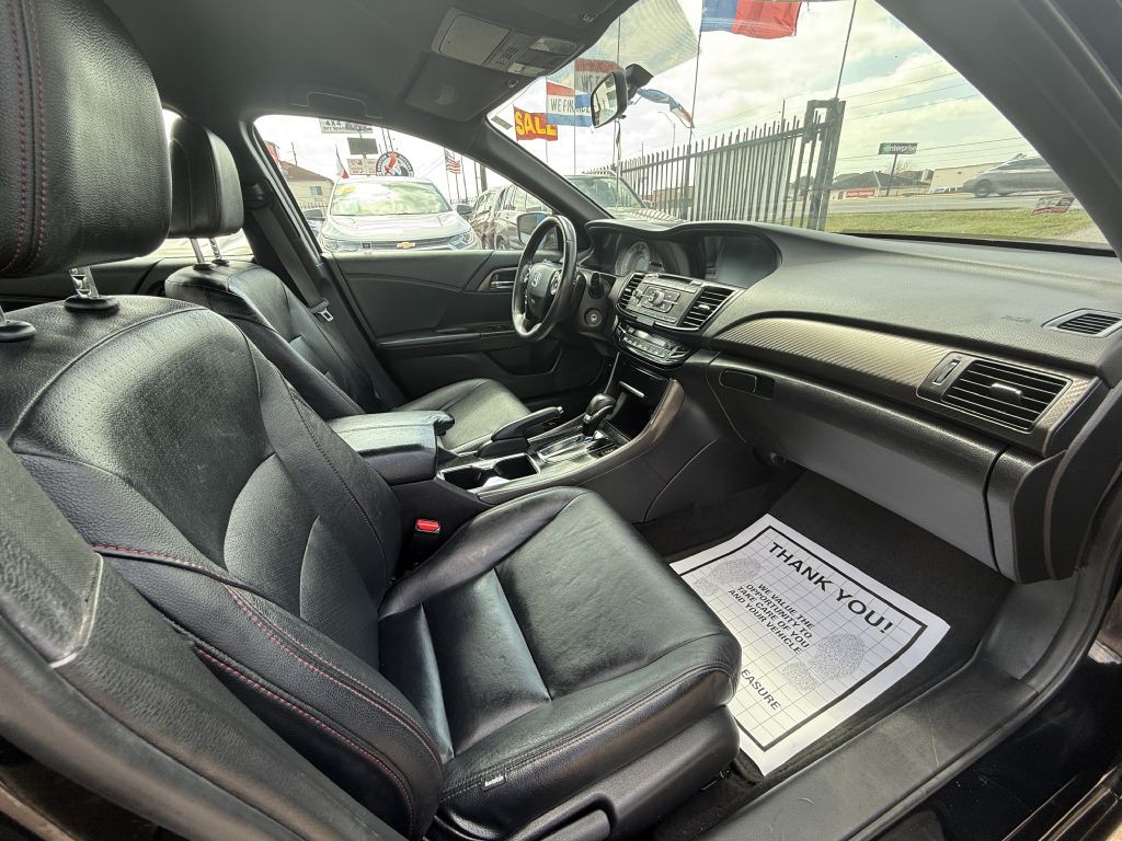 2017 Honda Accord Image 9