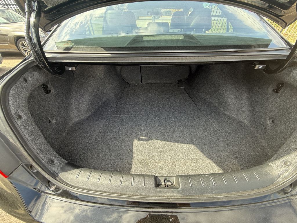 2017 Honda Accord Image 11