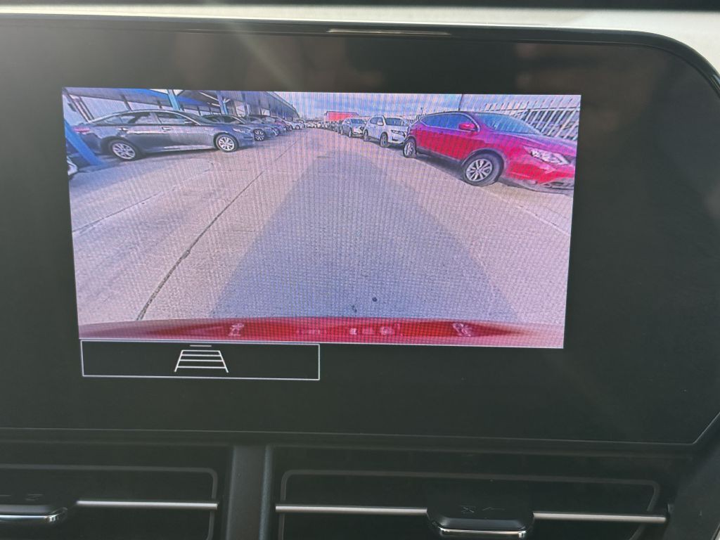 2025 Chevrolet Trax Image 17