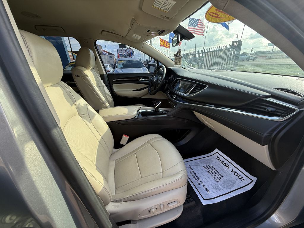 2019 Buick Enclave Image 9