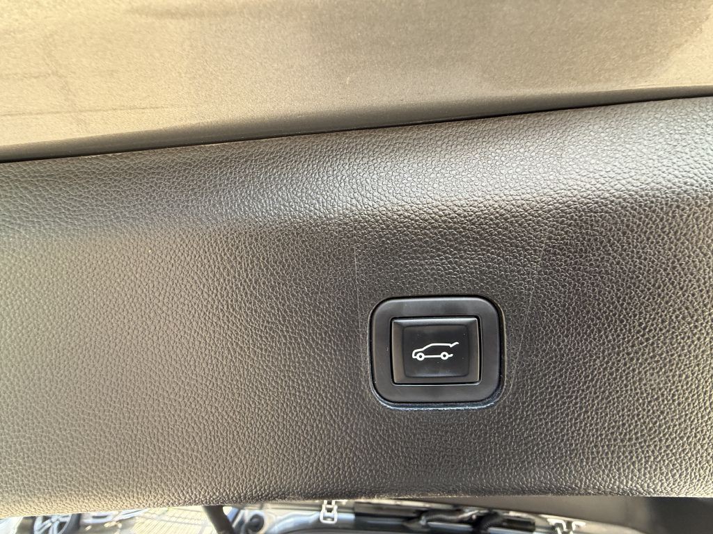 2019 Buick Enclave Image 13