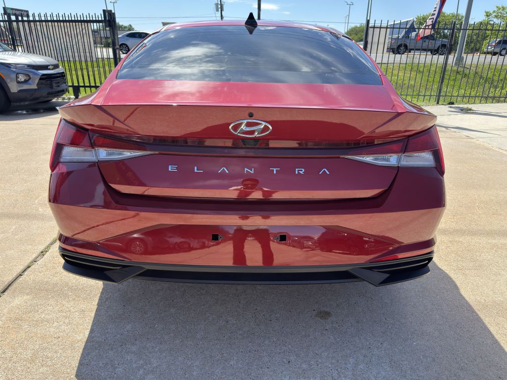 2023 Hyundai Elantra Image 6