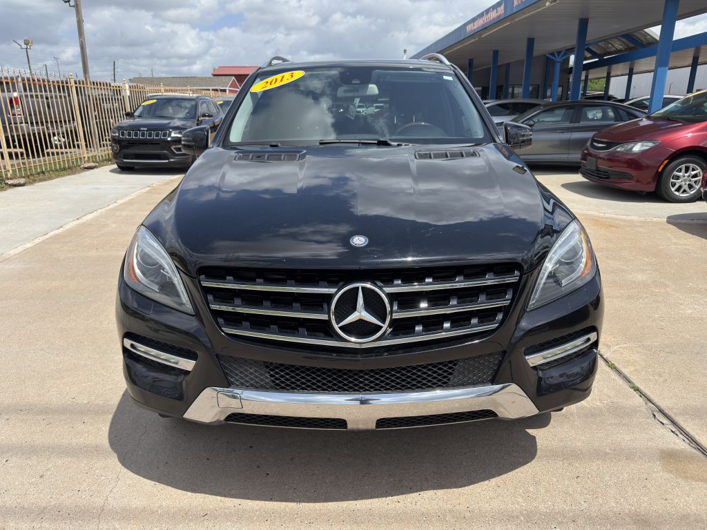 2013 Mercedes-Benz M-Class Image 2
