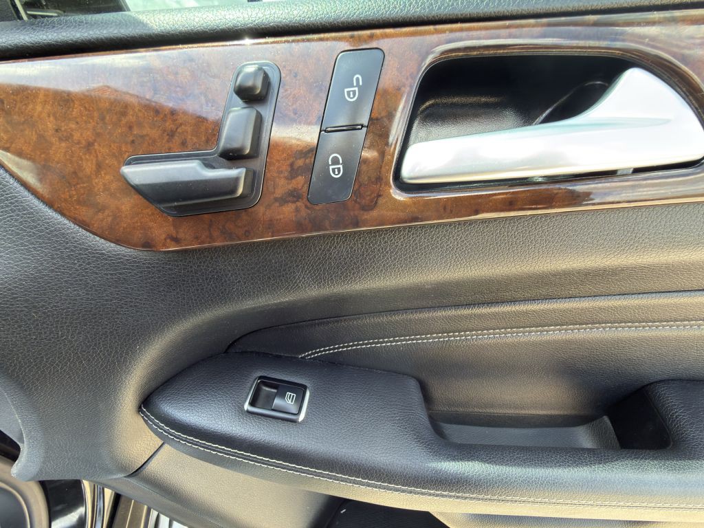 2013 Mercedes-Benz M-Class Image 10