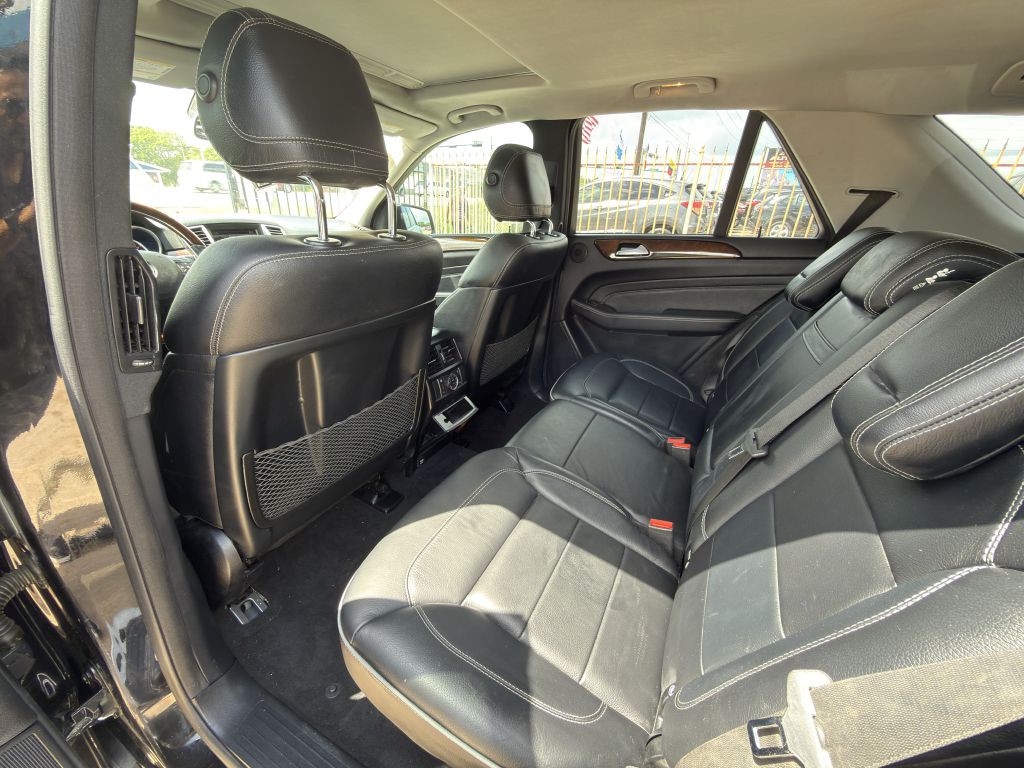 2013 Mercedes-Benz M-Class Image 14