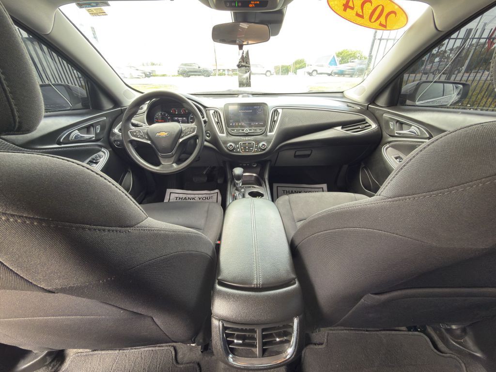 2024 Chevrolet Malibu Image 13