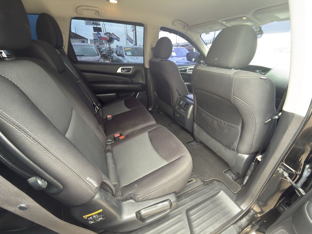 2019 Nissan Pathfinder Image 10