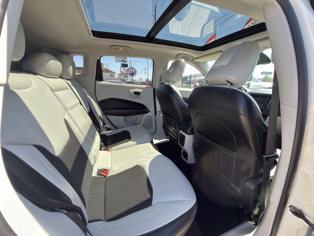 2018 Jeep Compass Image 10