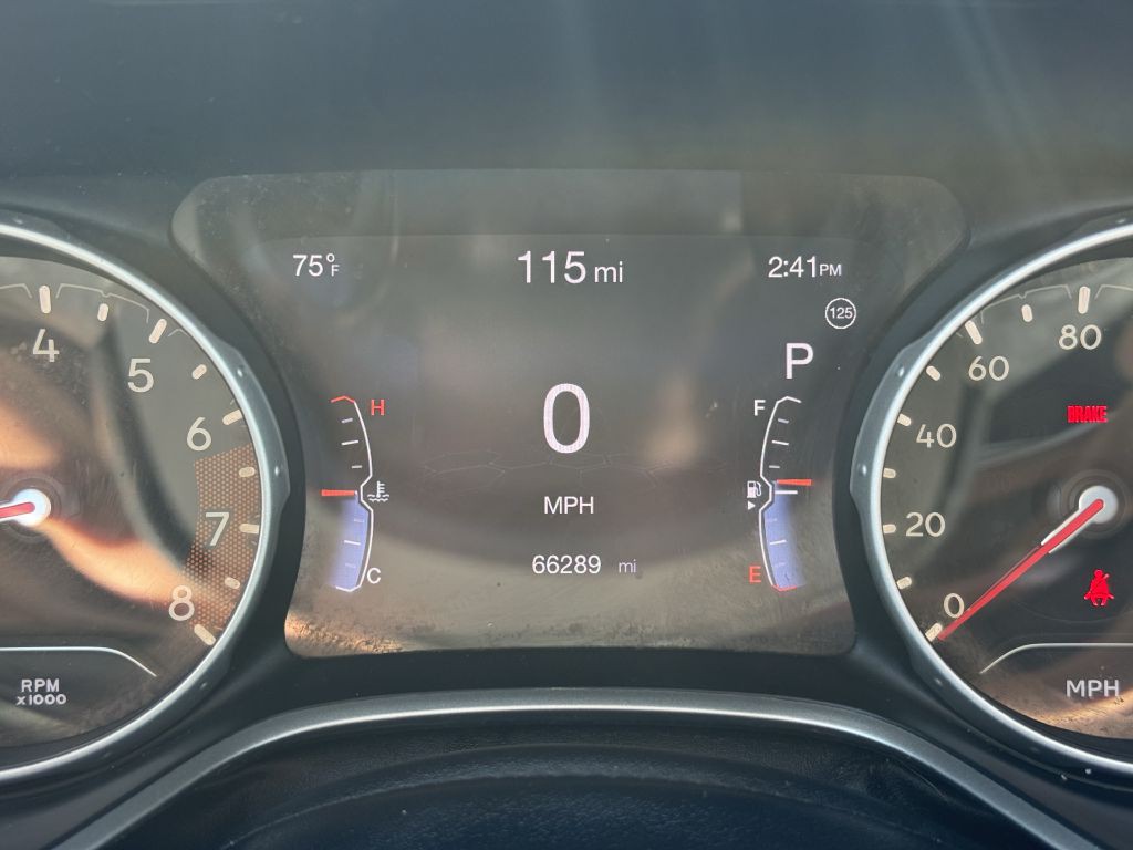 2018 Jeep Compass Image 16