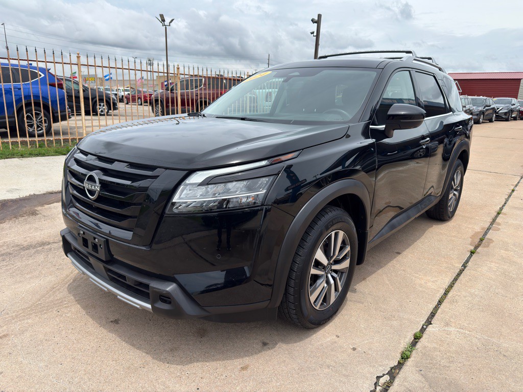 2024 Nissan Pathfinder Image 3