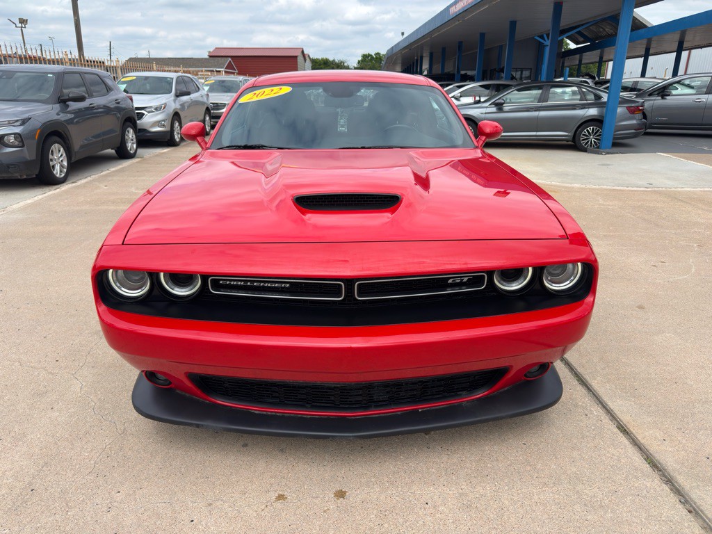 2022 Dodge Challenger Image 2