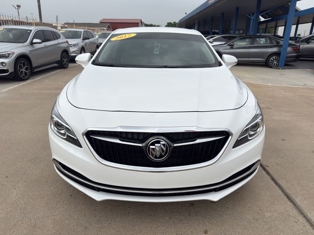 2017 Buick Lacrosse Image 2