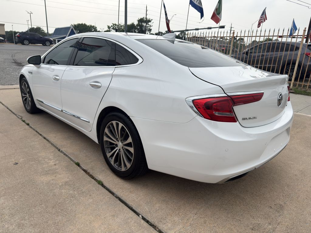 2017 Buick Lacrosse Image 5