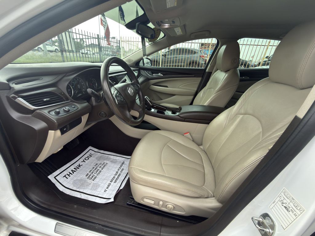 2017 Buick Lacrosse Image 13
