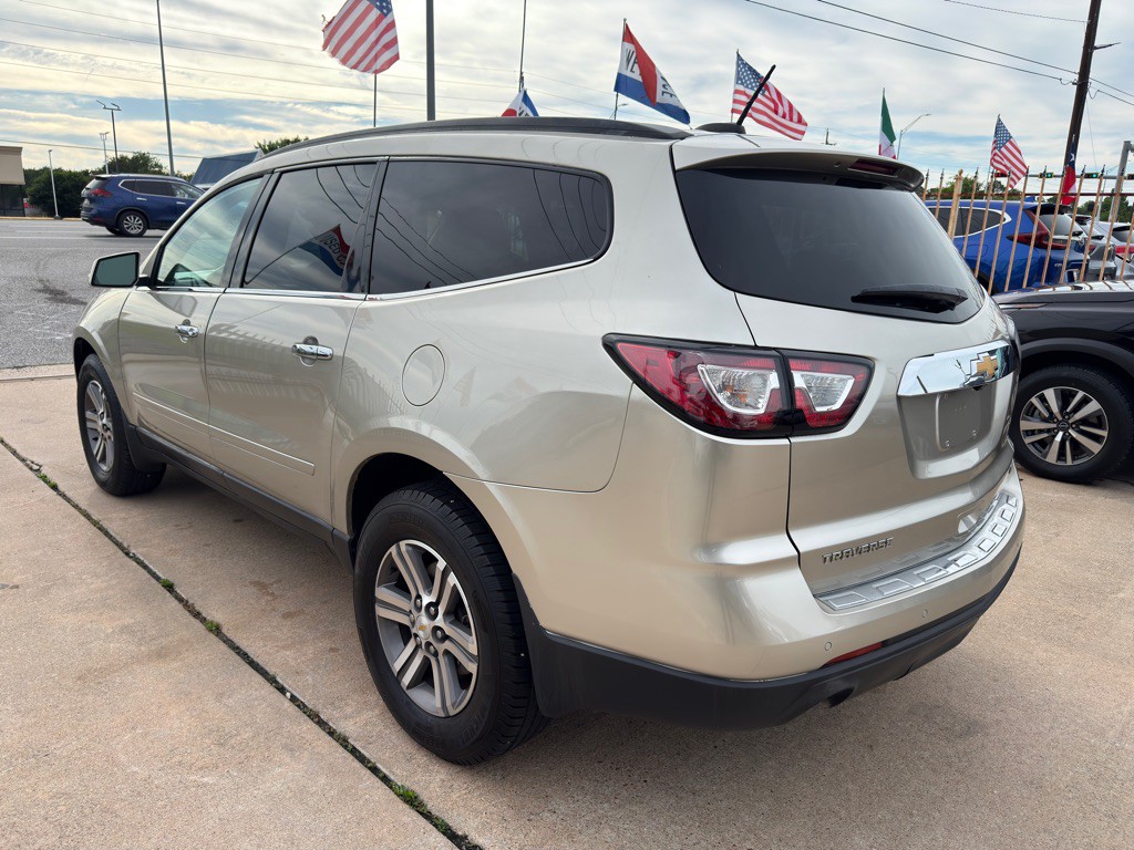 2017 Chevrolet Traverse Image 5