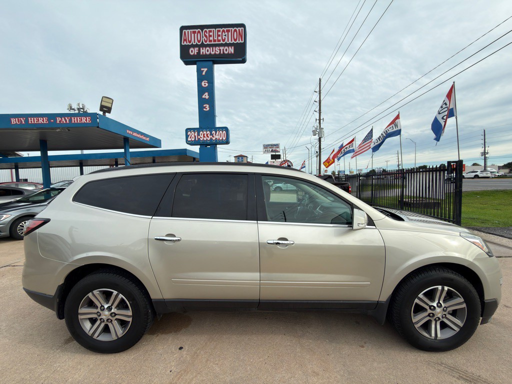 2017 Chevrolet Traverse Image 8