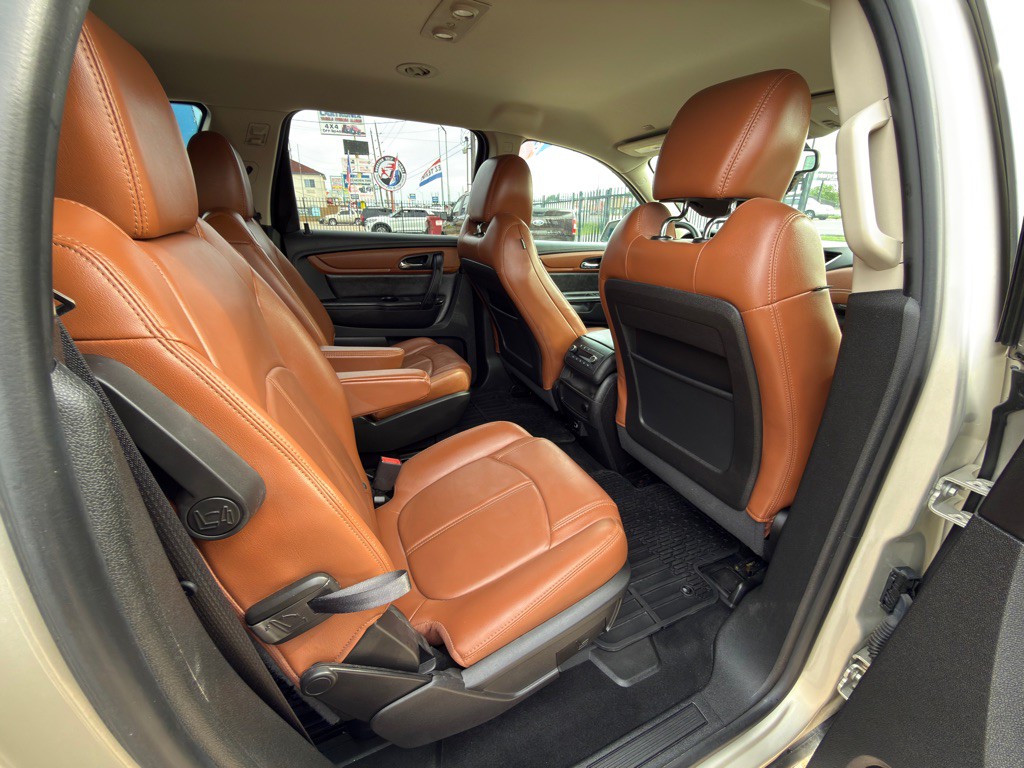 2017 Chevrolet Traverse Image 10