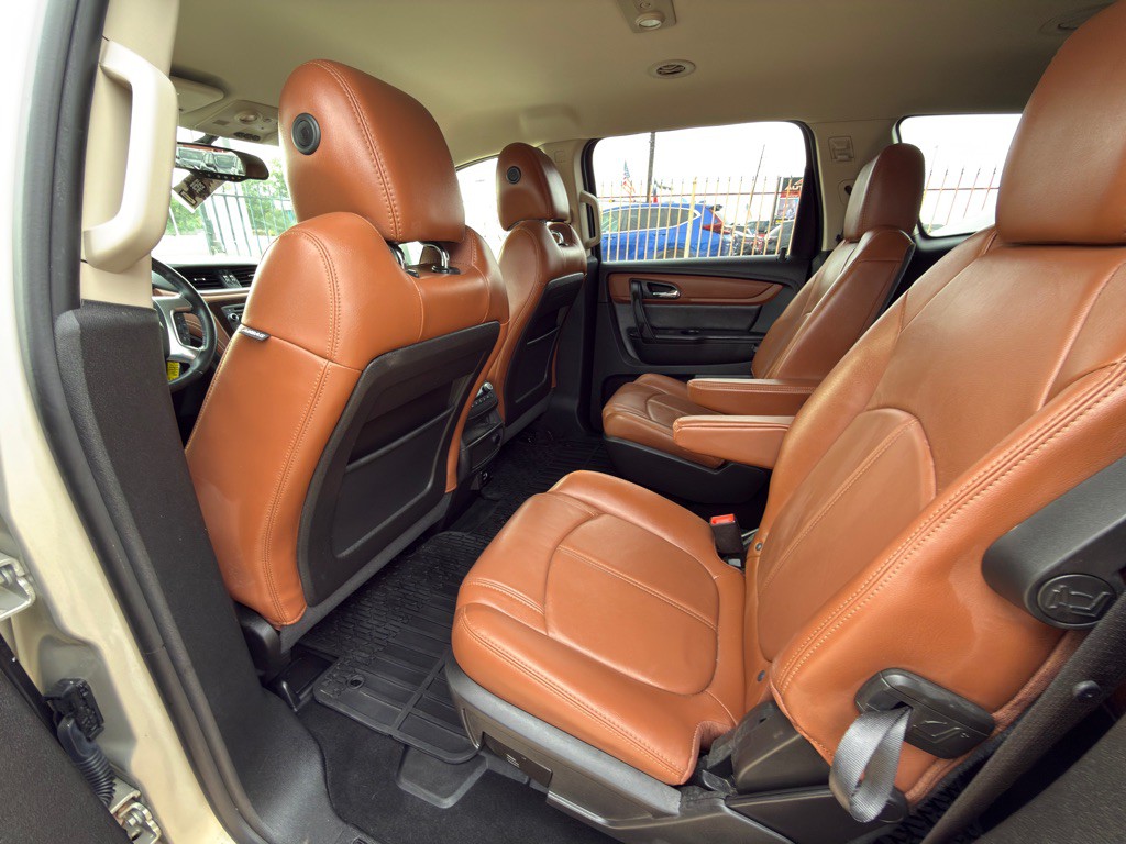 2017 Chevrolet Traverse Image 13