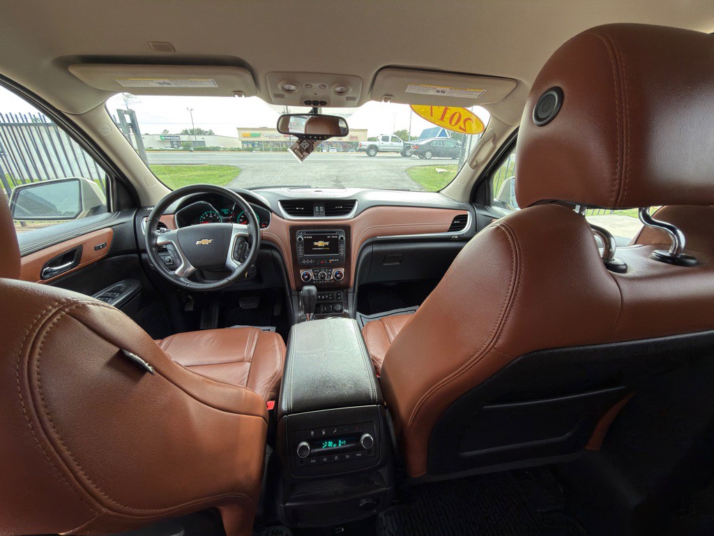 2017 Chevrolet Traverse Image 14