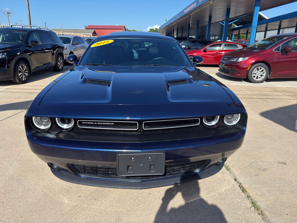 2015 Dodge Challenger Image 2