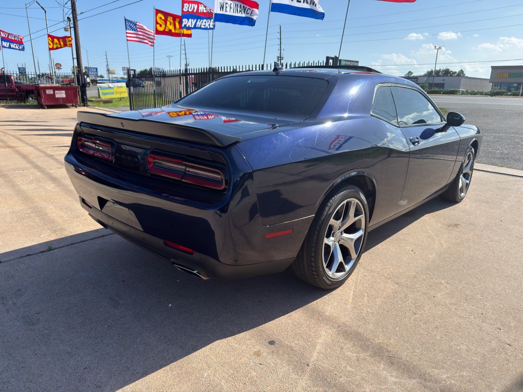 2015 Dodge Challenger Image 7