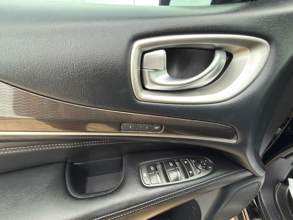 2019 INFINITI QX60 Image 16